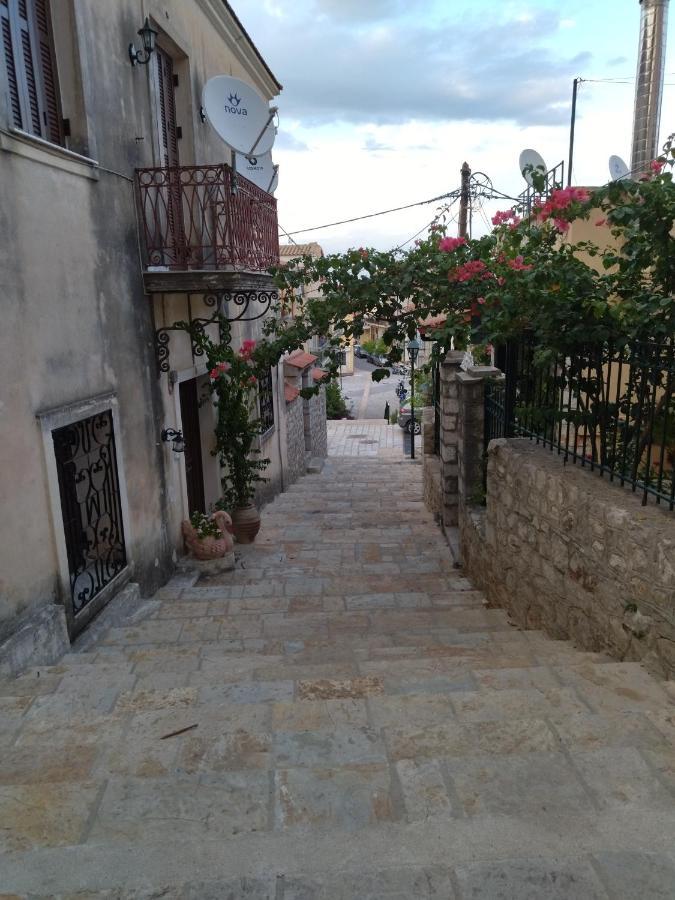 B&B One Vonitsa Exterior photo